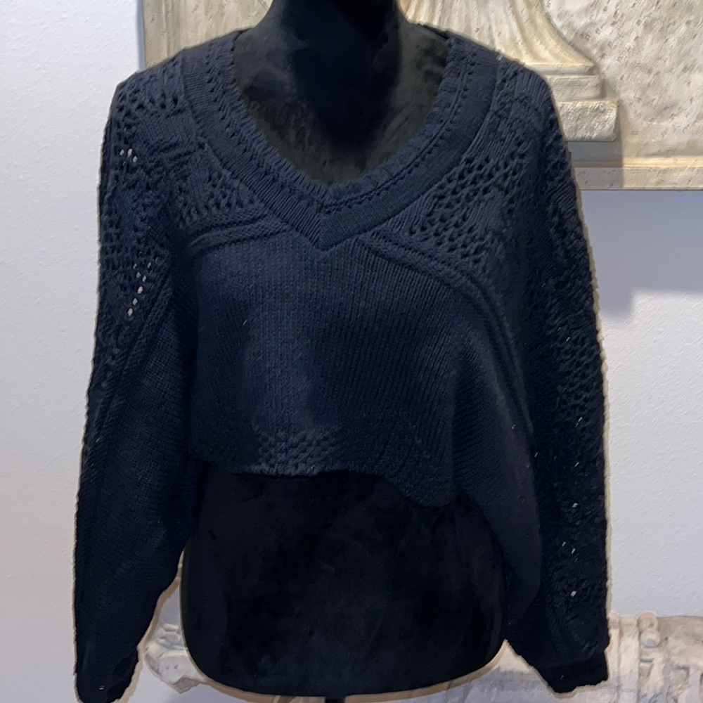 Knit Kraze by Knit Maven Ltd dark blue knitted cropped  V neck‎ sweater Sz M